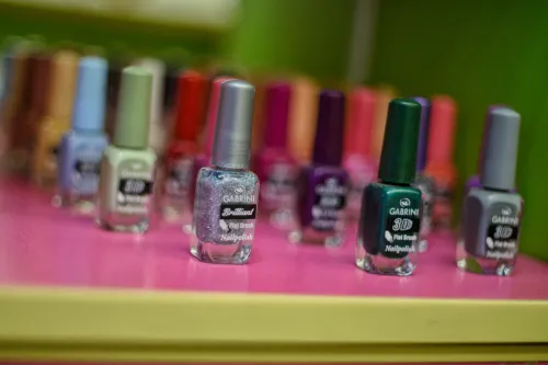 مناكير (طلاء اضافر)